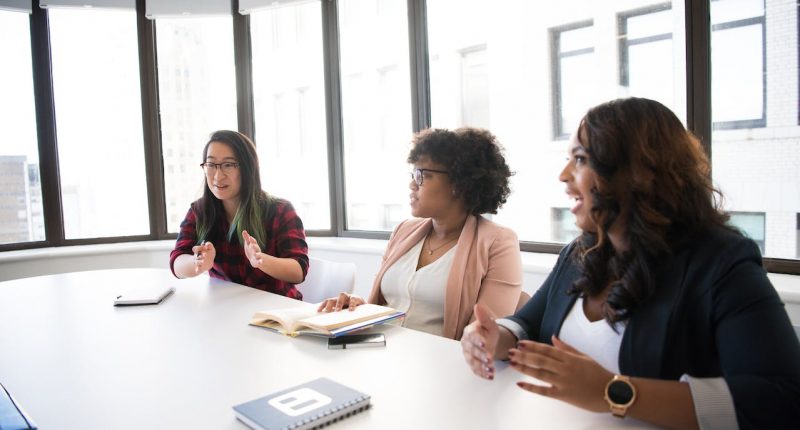 women-empowerment-women-at-workplace